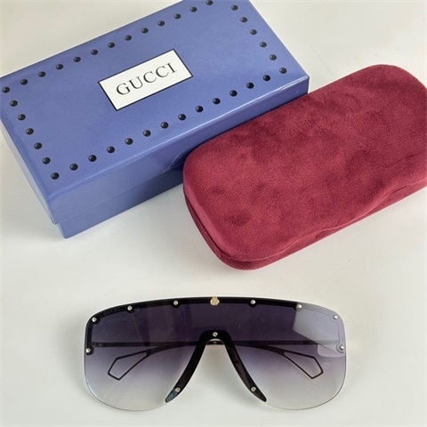 gucci sunglass-050